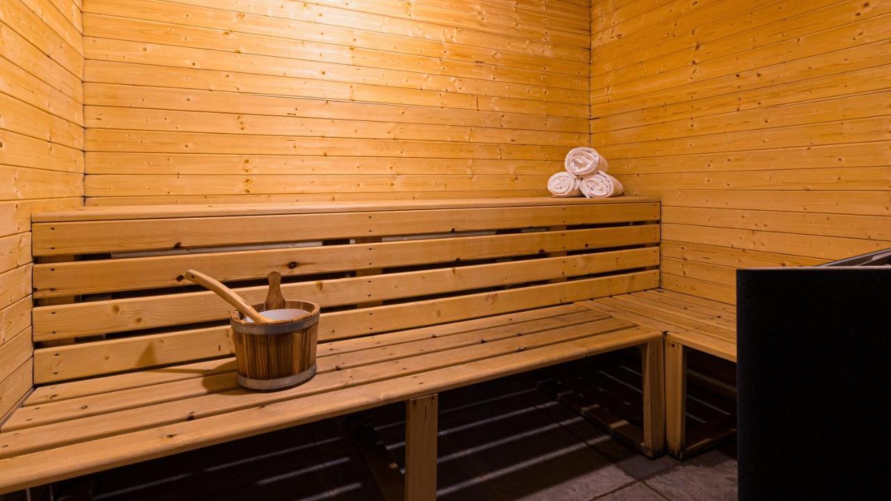 Hotel Carlina By Les Etincelles La Plagne Exterior photo