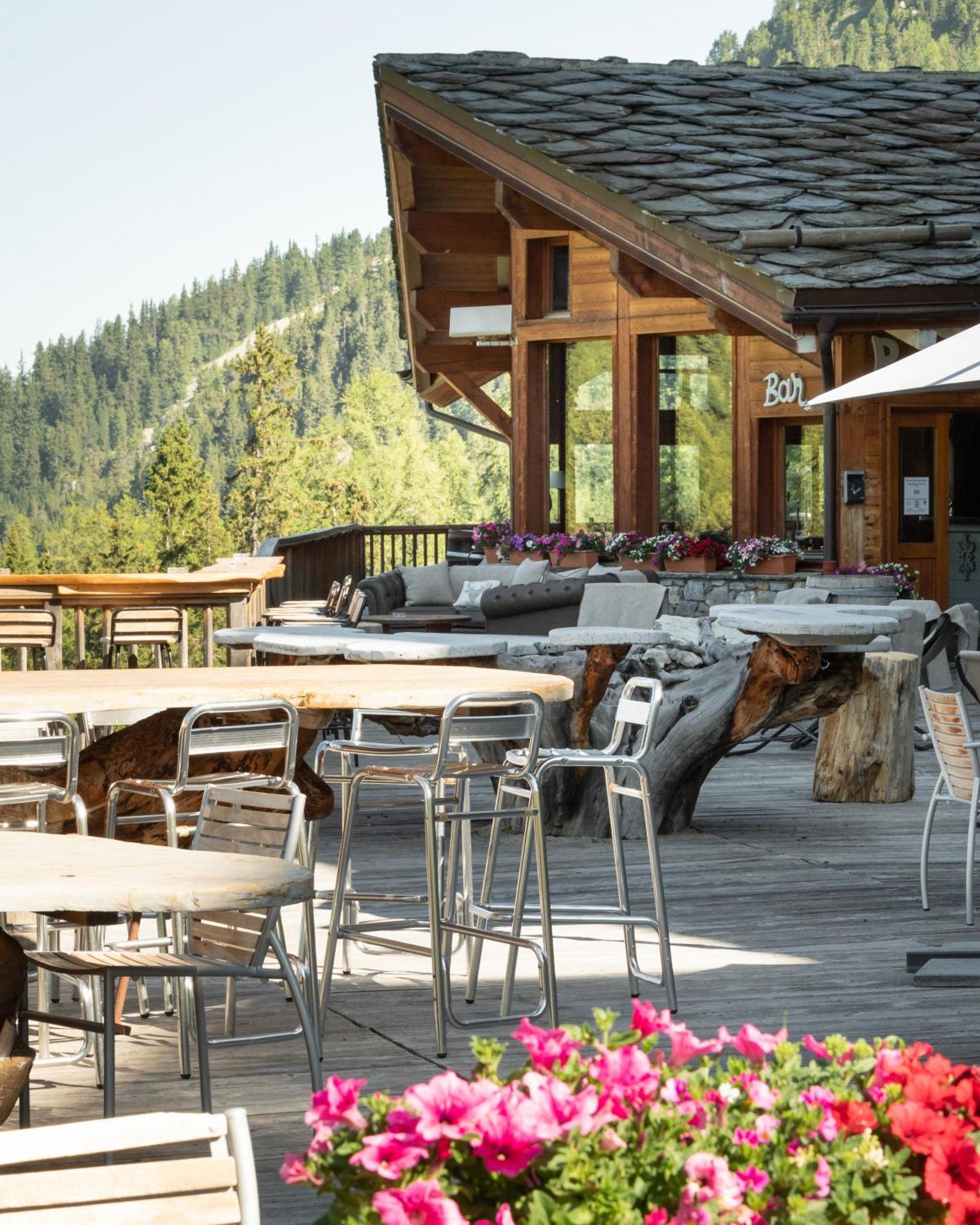 Hotel Carlina By Les Etincelles La Plagne Exterior photo